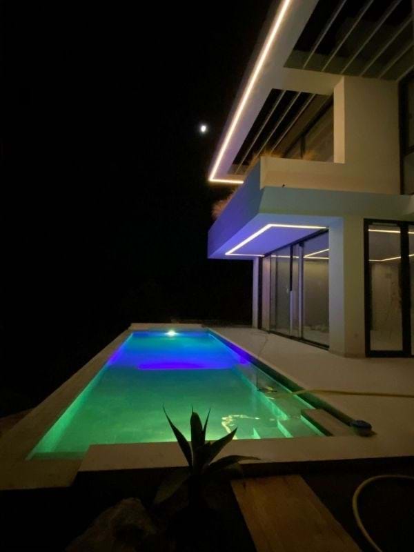 4 Bed, 3 Bath, HouseFor Sale, Malaga, Andalusia, 29649