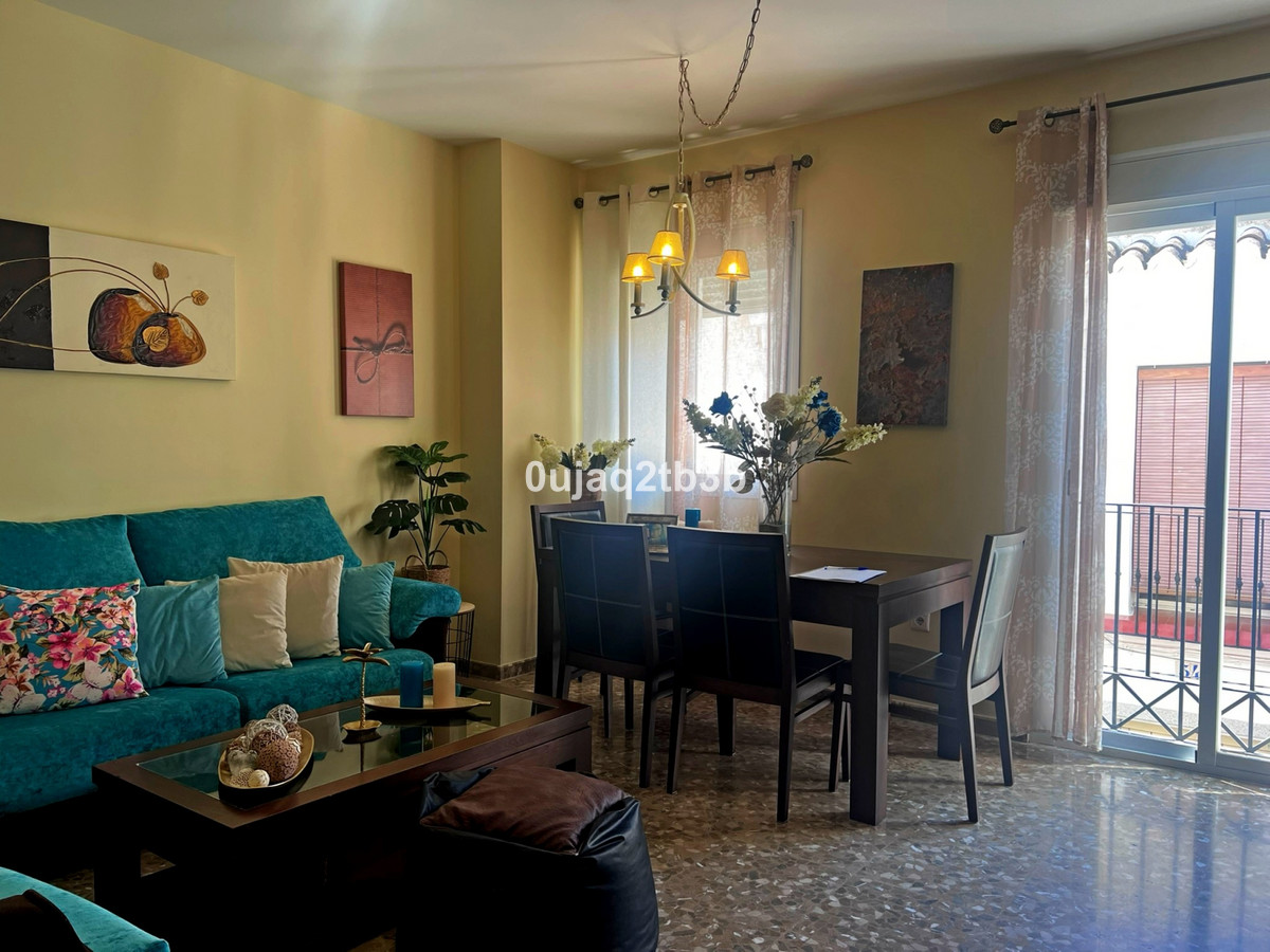 2 Bed, 2 Bath, ApartmentFor Sale, Estepona, Malaga