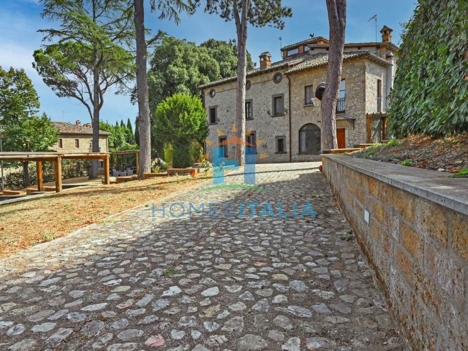 5 Bed, 4 Bath, HouseFor Sale, Castiglione in Teverina, Viterbo, Latium