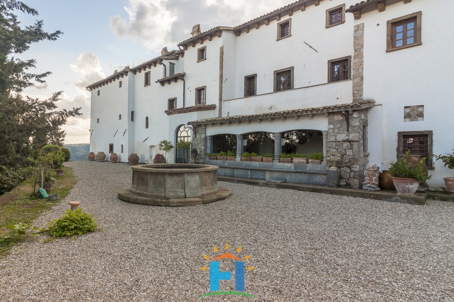 7 Bed, 8 Bath, HouseFor Sale, Castiglione in Teverina, Viterbo, Latium