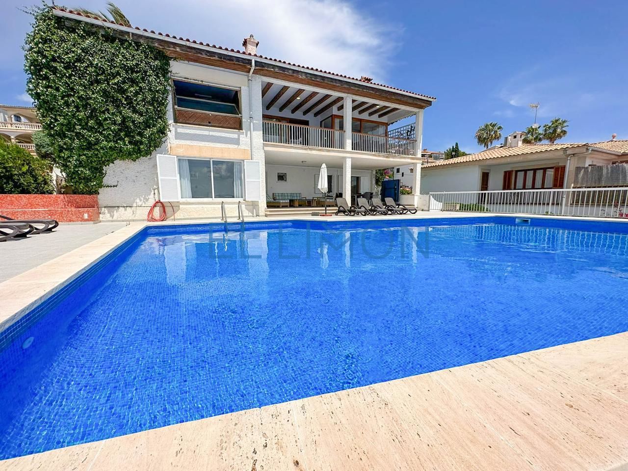 4 Bed, 4 Bath, HouseFor Sale, Alcudia, Illes Balears, 07400