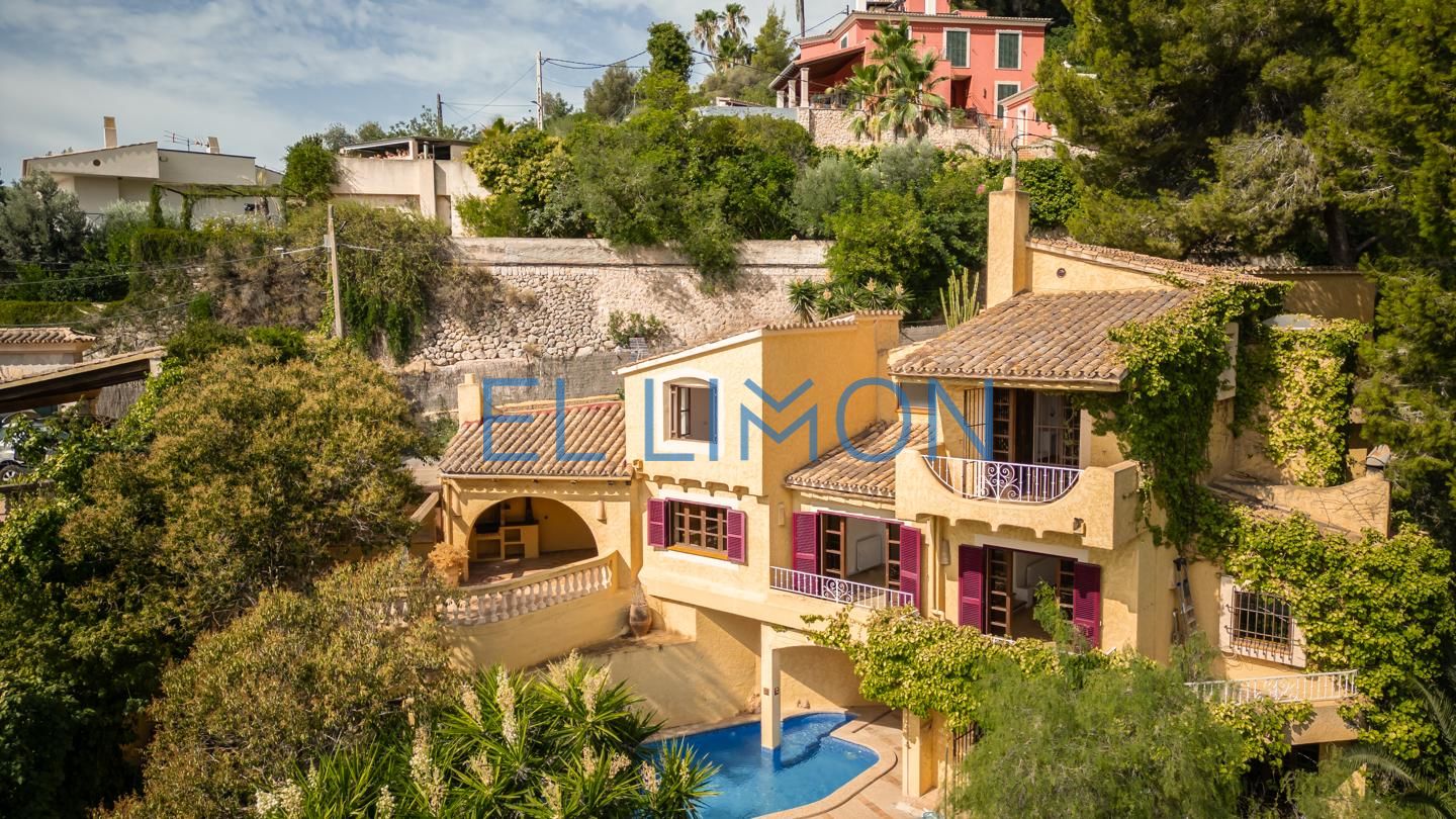 5 Bed, 2 Bath, HouseFor Sale, Palma, Illes Balears, 07001
