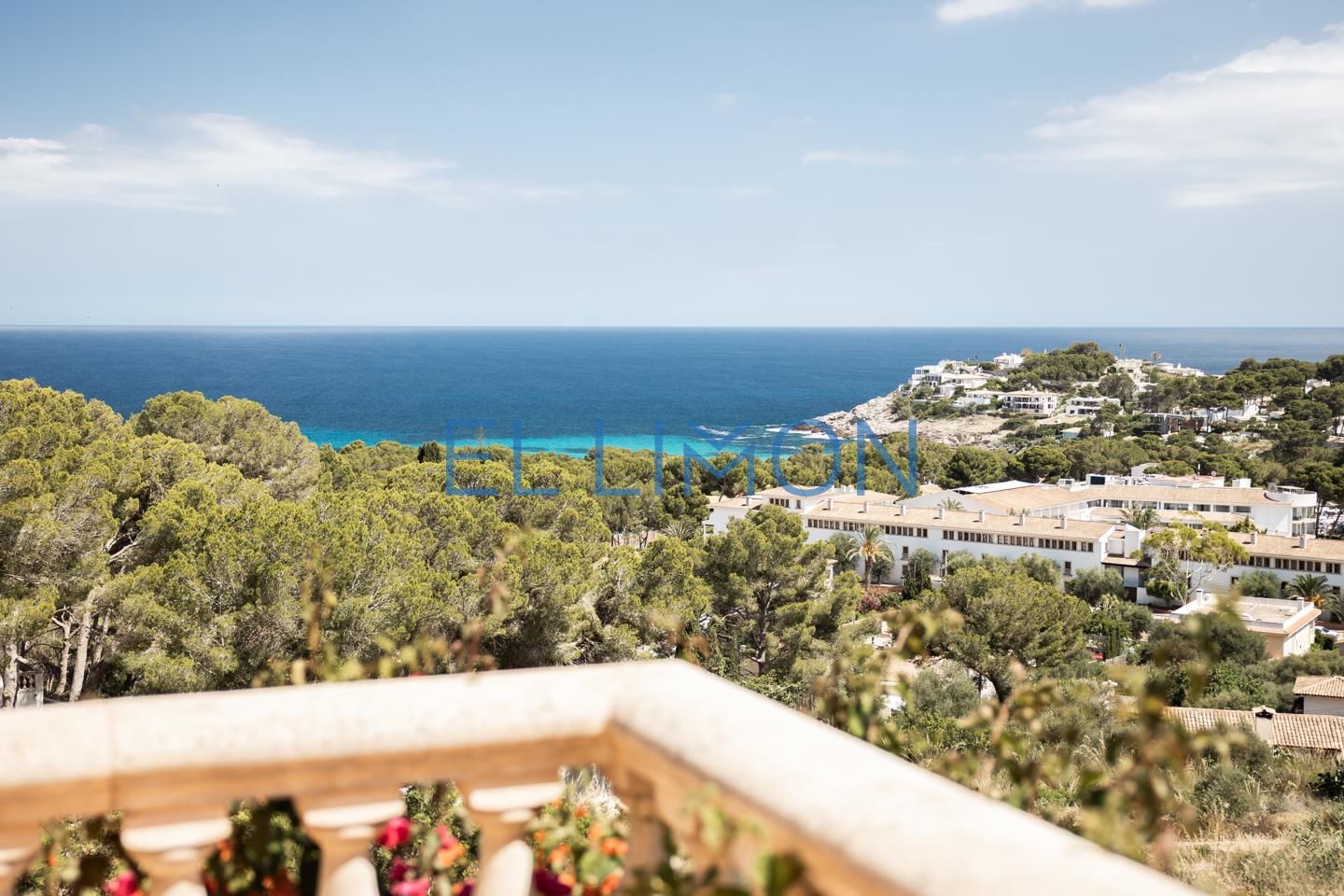 2 Bed, 2 Bath, HouseFor Sale, Font de Sa Cala, Illes Balears, 07589
