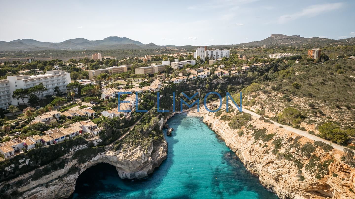 3 Bed, 2 Bath, ApartmentFor Sale, Cales de Mallorca, Illes Balears, 07689