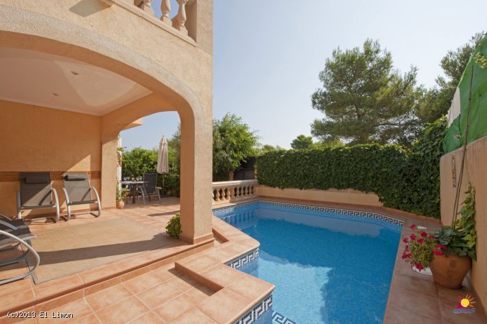 6 Bed, 4 Bath, HouseFor Sale, 4/6-7 Soi Kata Buri, Patak Road, Karon, Muang, P, Son Serra De Marina, Kata, Illes Balears, 07459