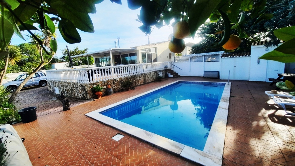 2 Bed, 2 Bath, HouseFor Sale, Loule Algarve Portugal, Algarve, 8100-070