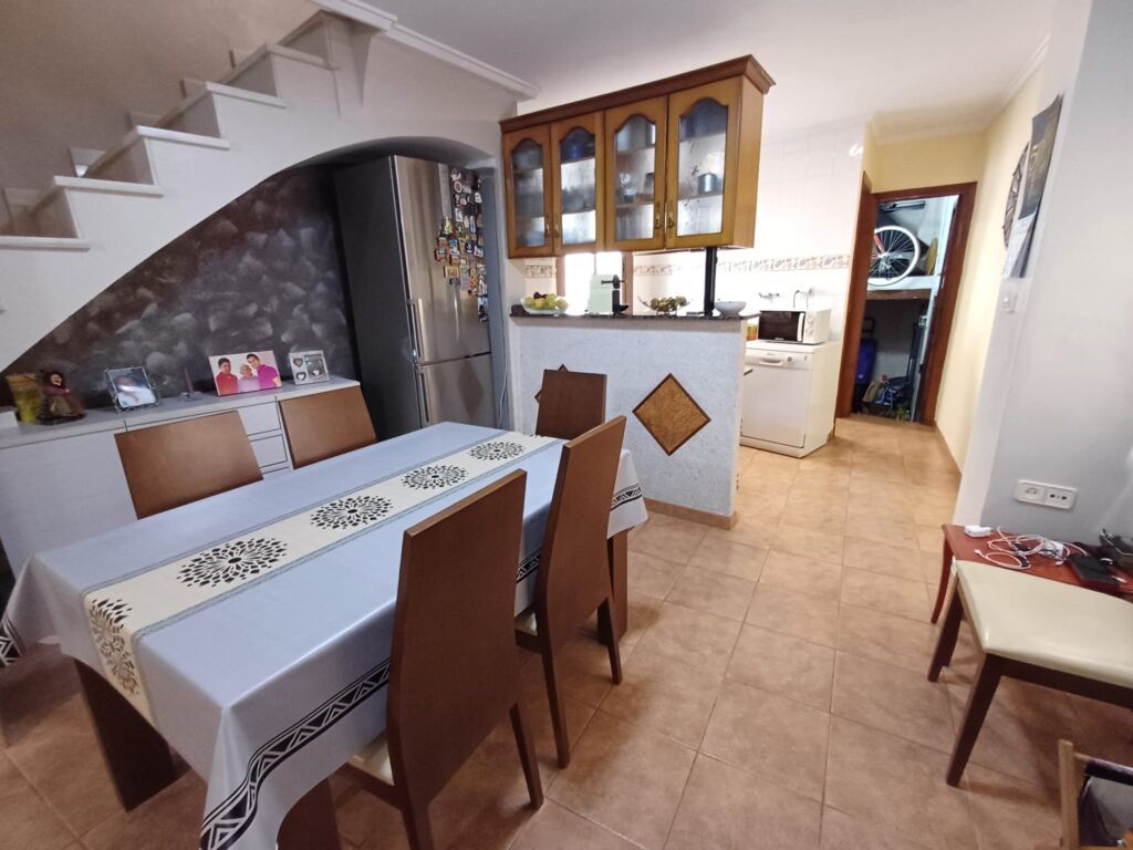 4 Bed, 2 Bath, HouseFor Sale, Oliva, Valencia, 46780