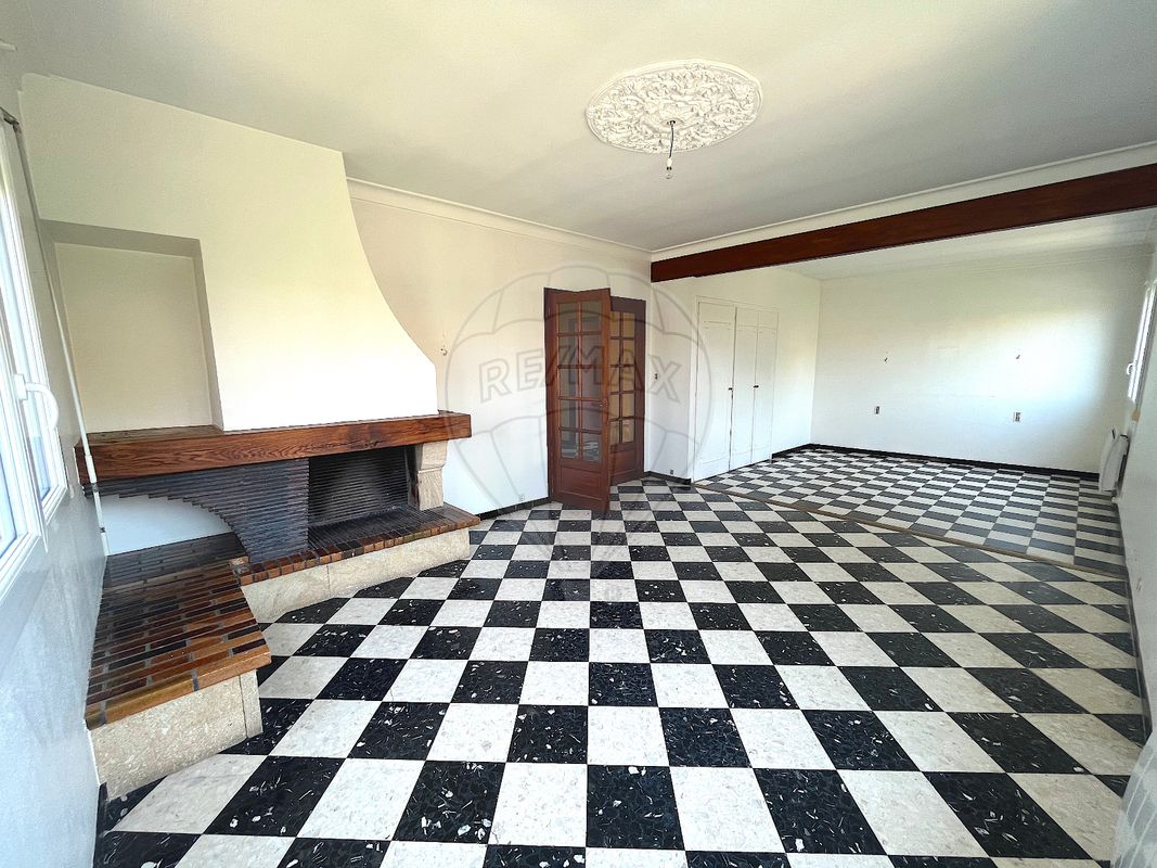 3 Bed, 2 Bath, HouseFor Sale, Beziers, Herault, Occitanie, 34500