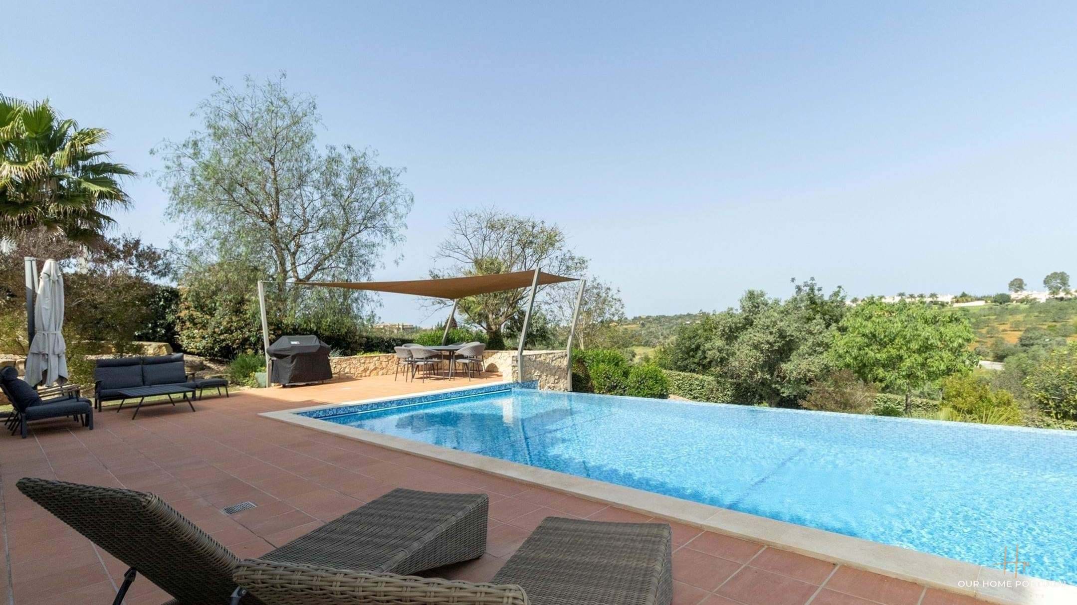 3 Bed, 2 Bath, HouseFor Sale, Lagoa, Faro, 8400-009