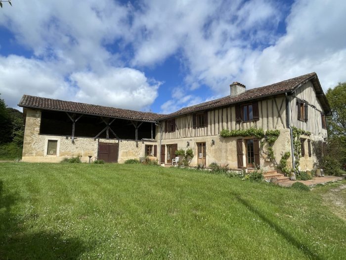 4 Bed, 3 Bath, HouseFor Sale, Masseube, Gers, Midi-Pyrenees, 32140