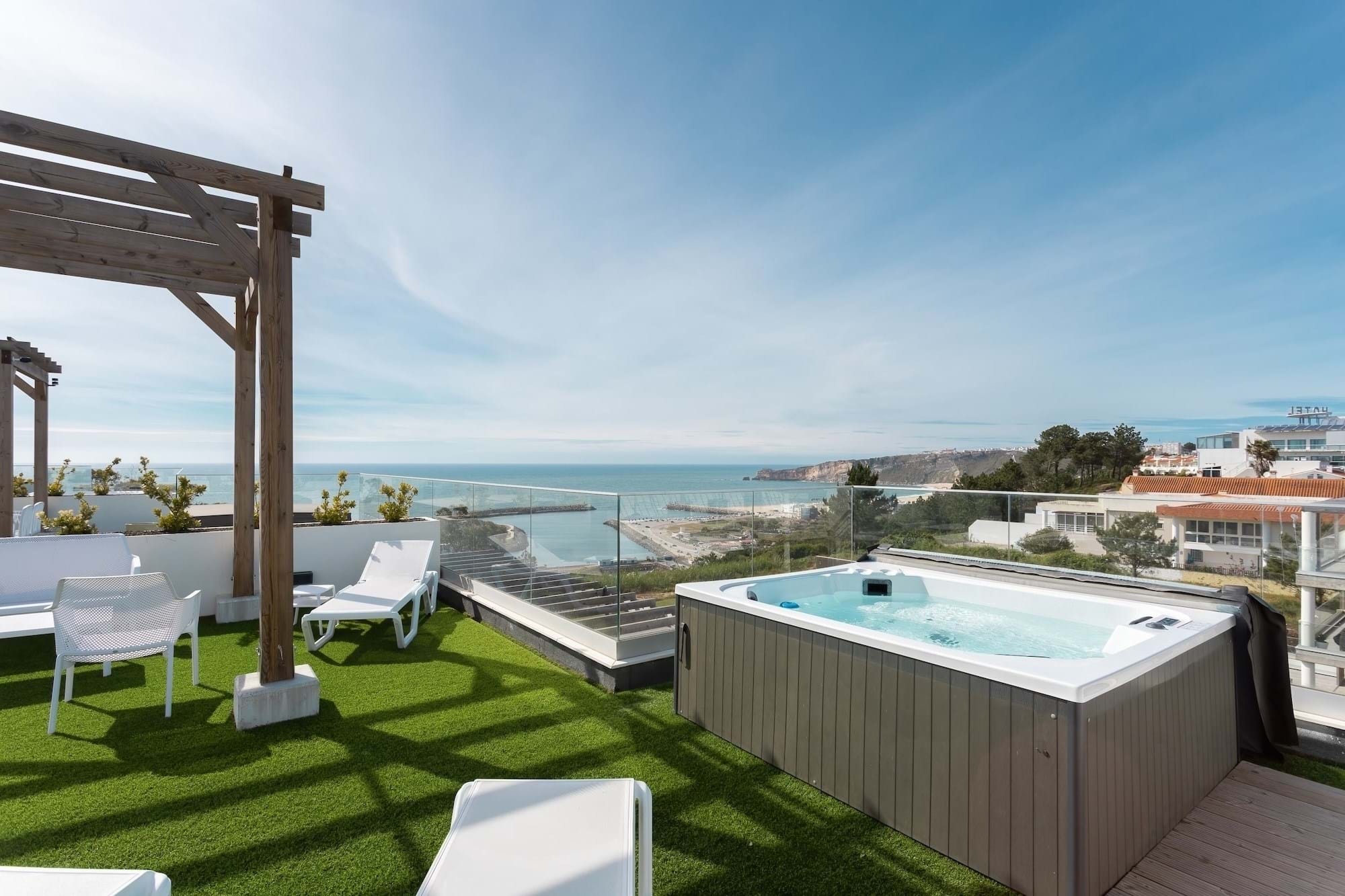 2 Bed, 2 Bath, ApartmentFor Sale, Nazaré, Leiria, 2450-060