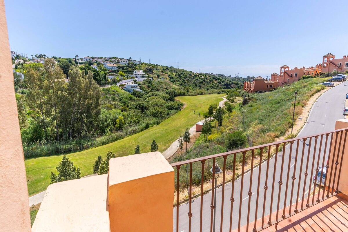 2 Bed, 2 Bath, ApartmentFor Sale, Estepona, Malaga