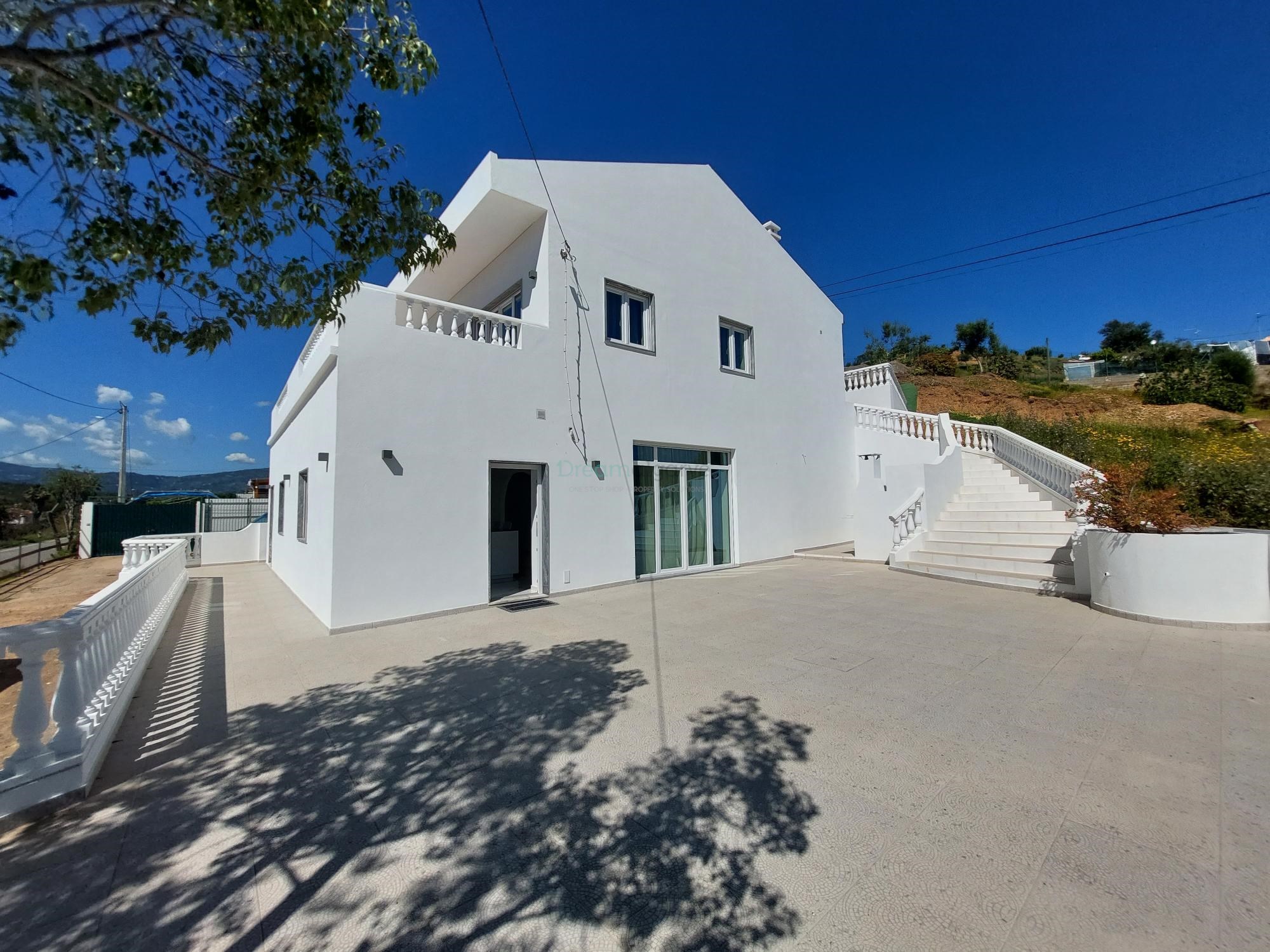 HouseFor Sale, Portimao, Faro, 8500-827