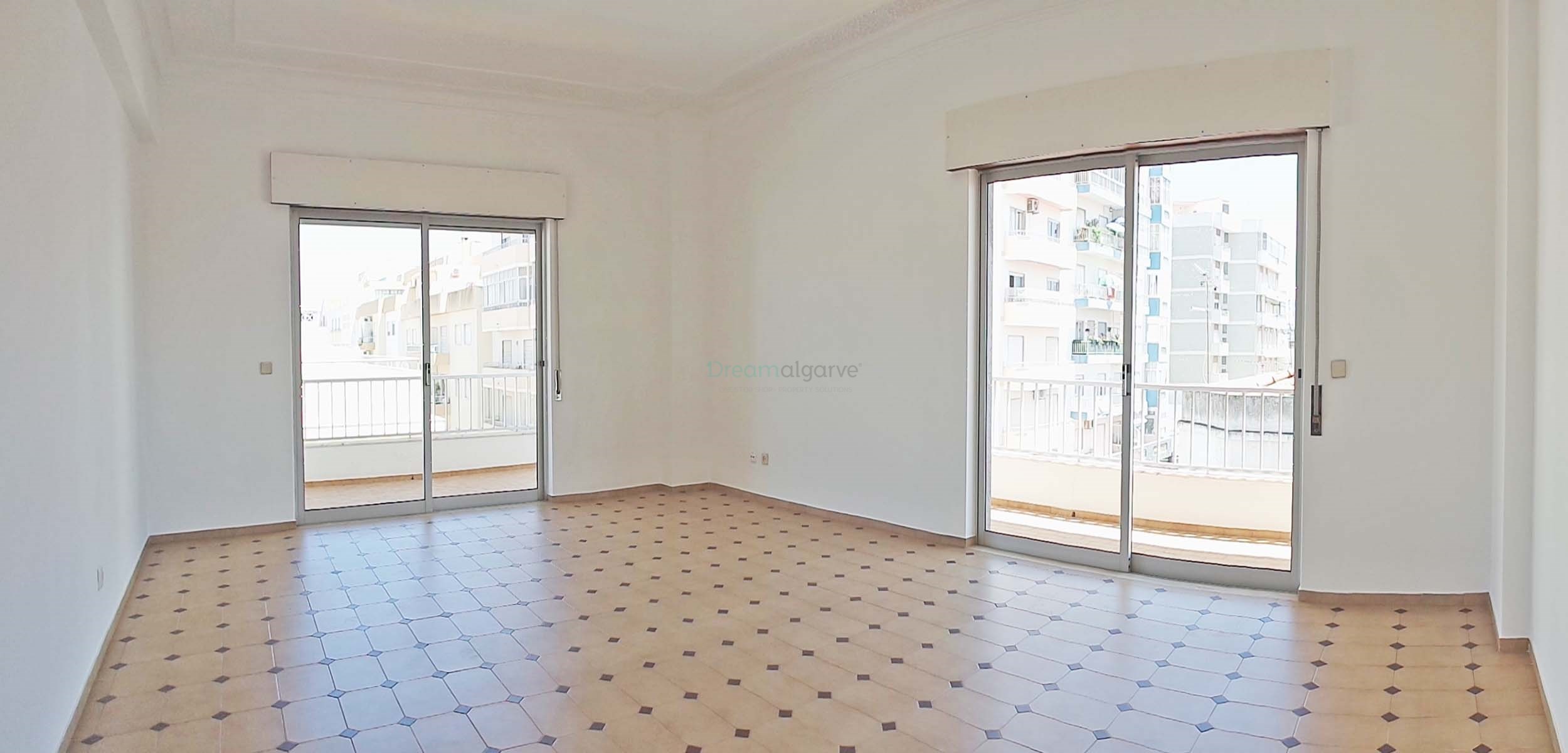 2 Bed, 2 Bath, ApartmentFor Sale, Portimao, Faro, 8500-746