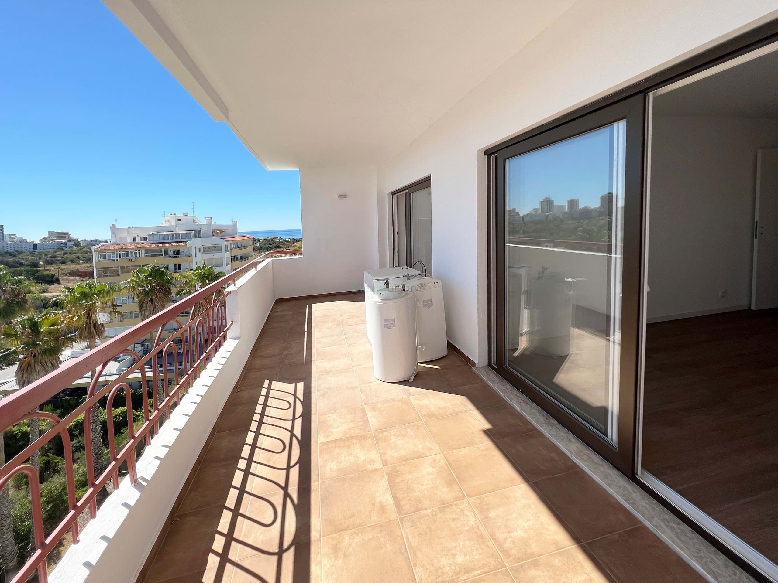 2 Bed, 1 Bath, ApartmentFor Sale, Portimao, Faro, 8500-840