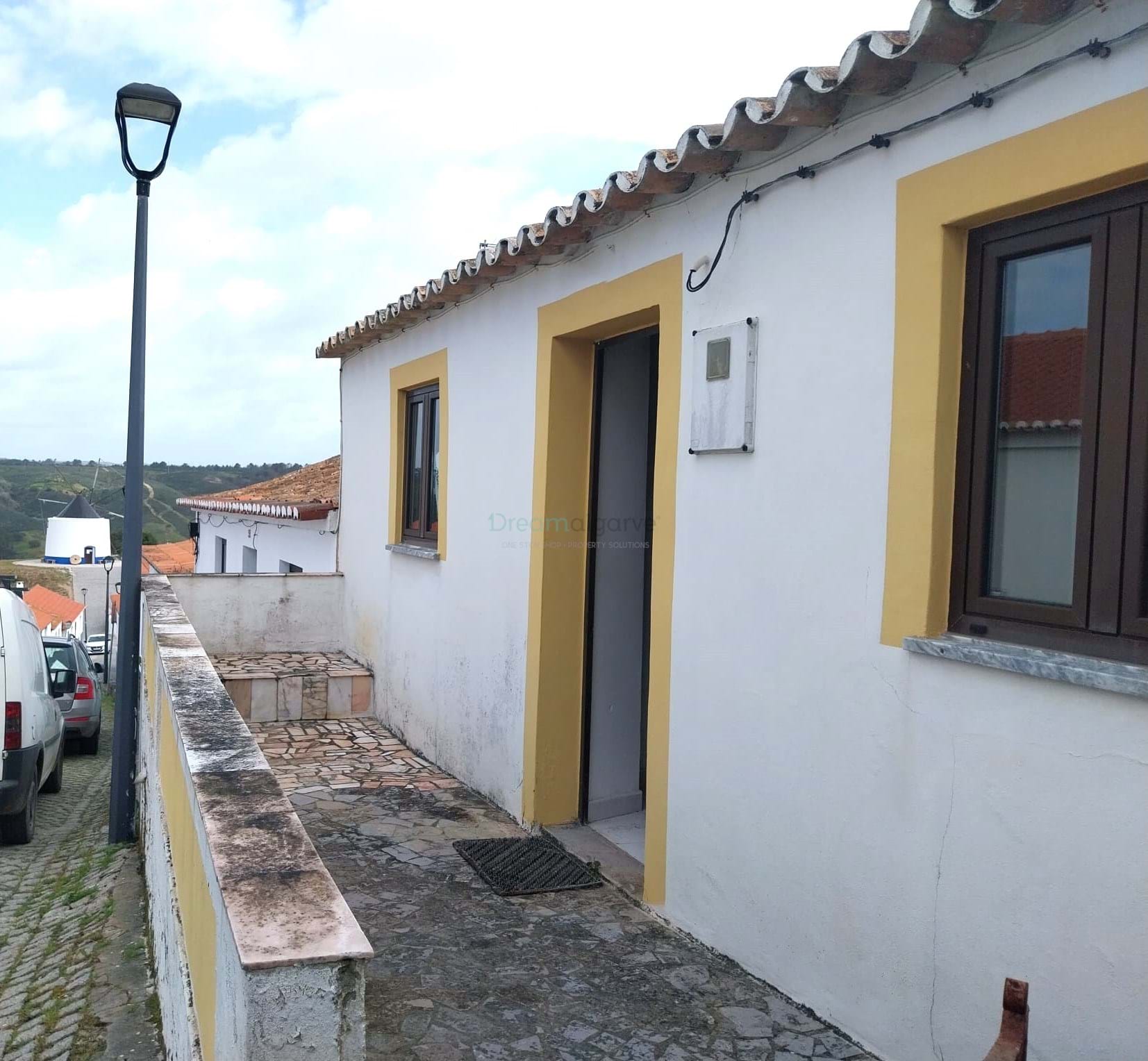 3 Bed, 1 Bath, HouseFor Sale, Aljezur, Faro, 8670-320