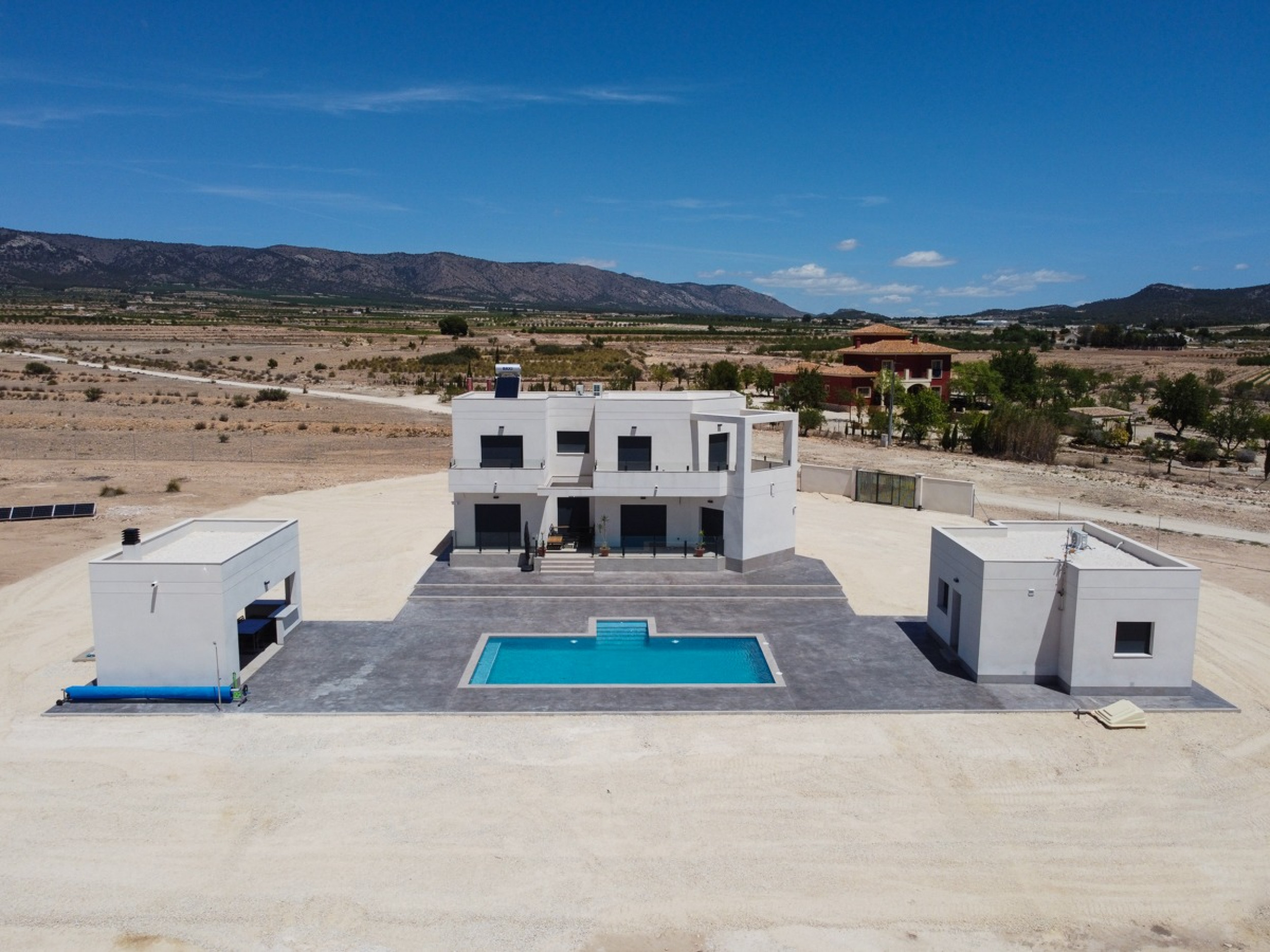 5 Bed, 3 Bath, HouseFor Sale, El Pinos/Pinoso, Alicante