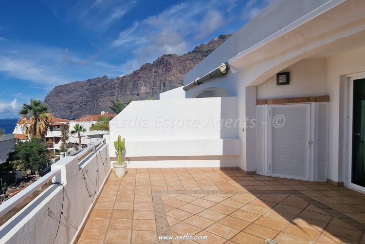3 Bed, 2 Bath, HouseFor Sale, Calle Adelfas, Los Gigantes