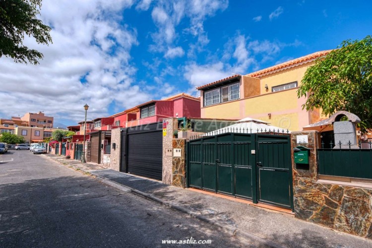 3 Bed, 2 Bath, HouseFor Sale, Las Rosas, Las Rosas