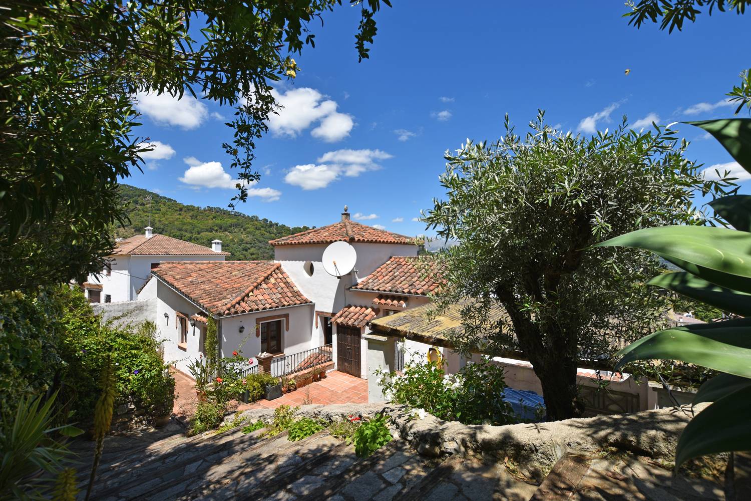 2 Bed, 2 Bath, HouseFor Sale, Benarraba, Malaga, 29490