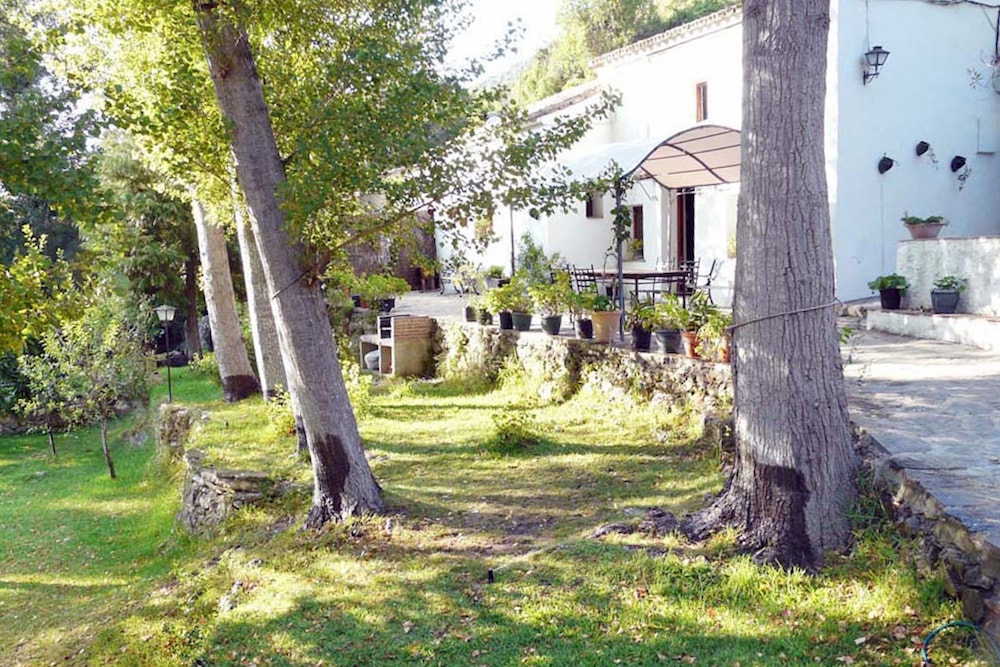 5 Bed, 4 Bath, HouseFor Sale, Grazalema, Cadiz, 11610