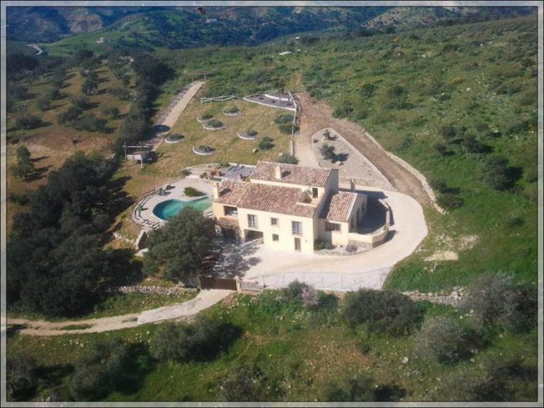 6 Bed, 3 Bath, HouseFor Sale, El Gastor, Cadiz, 11687