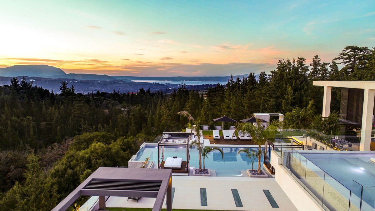 6 Bed, 9 Bath, HouseFor Sale, Chania, Crete