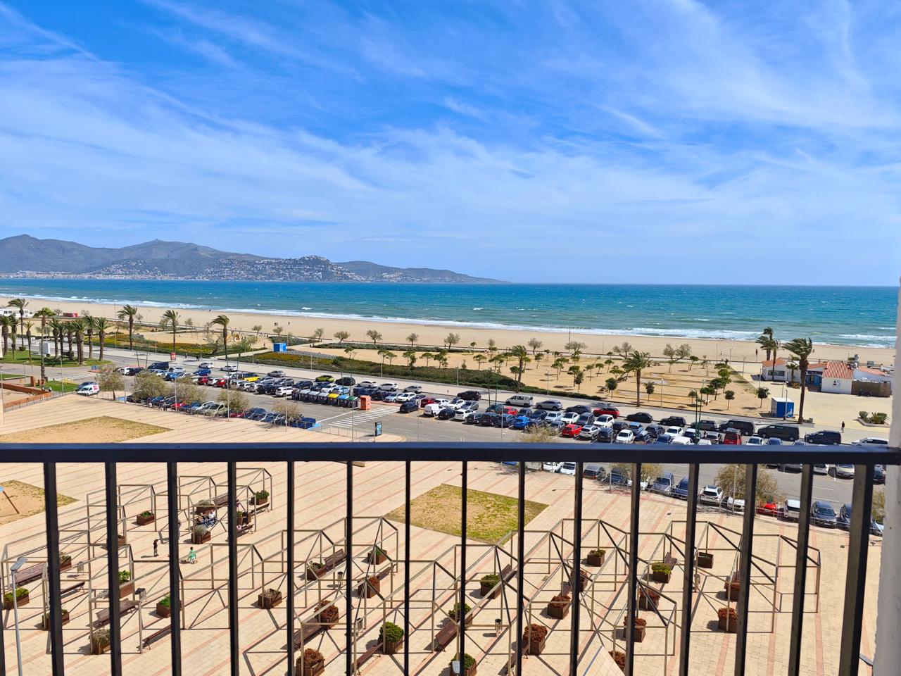 2 Bed, 1 Bath, ApartmentFor Sale, Empuriabrava, Girona, 17487