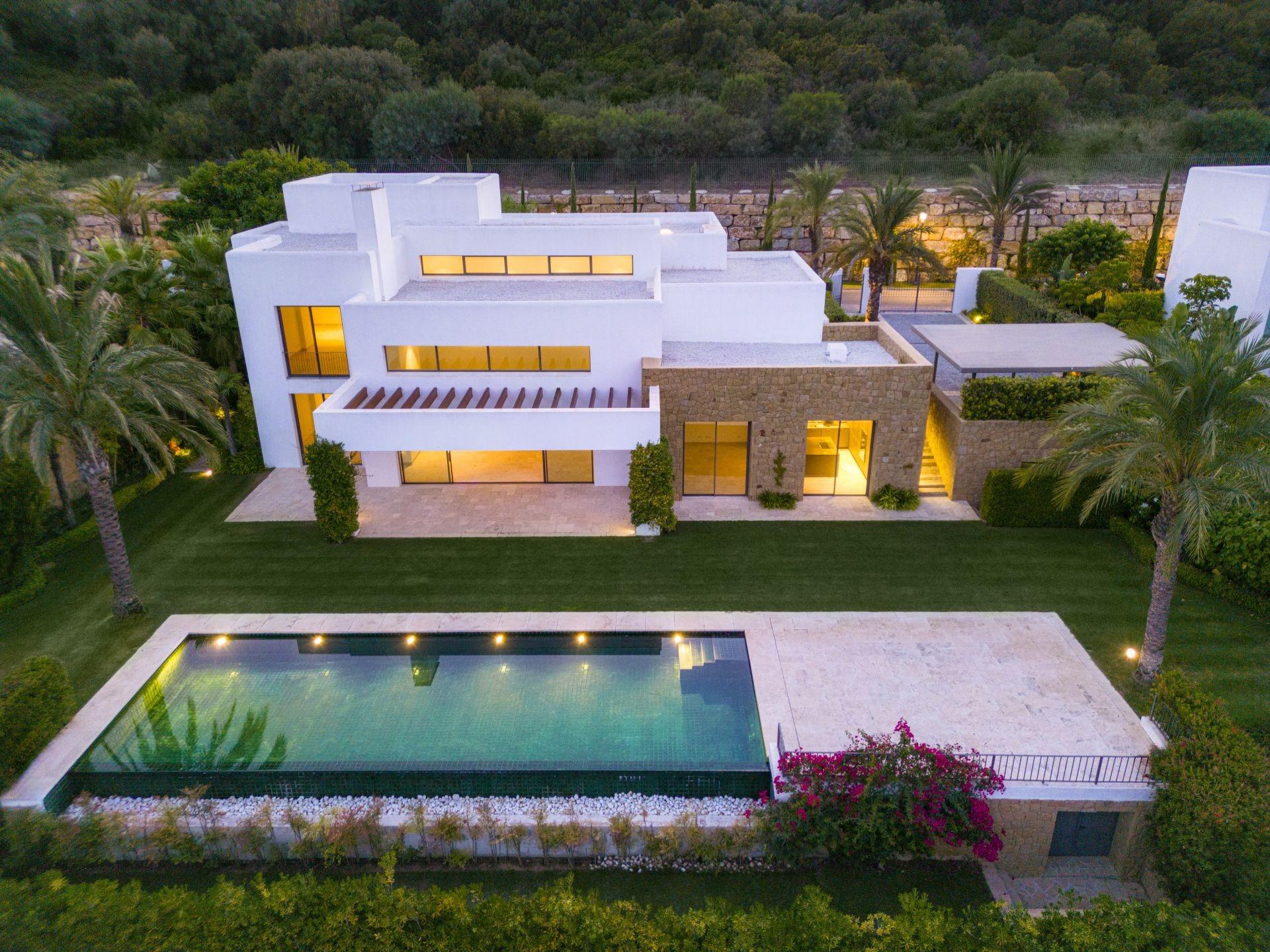 5 Bed, 5 Bath, HouseFor Sale, Casares, Costa del Sol