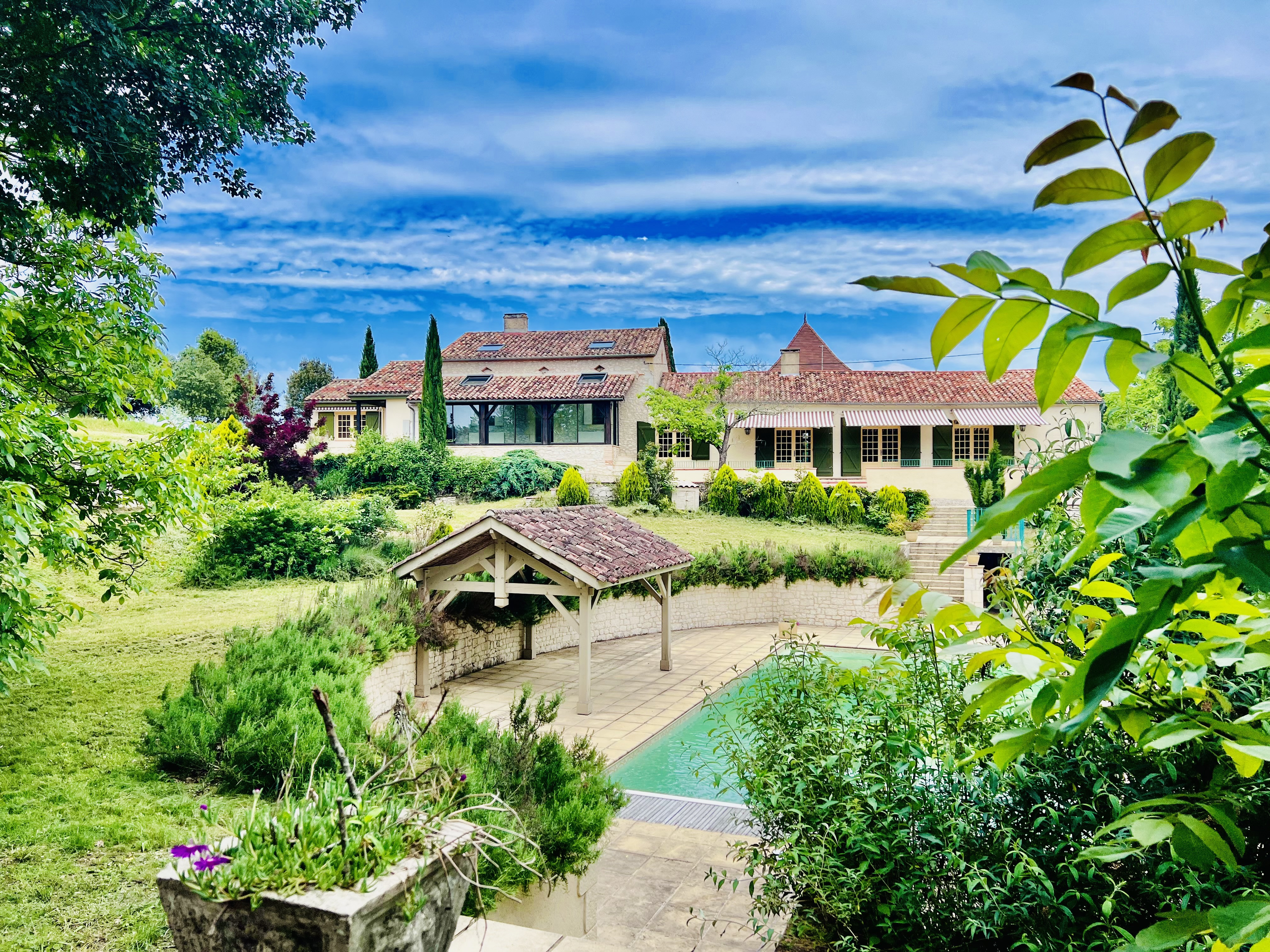 5 Bed, 5 Bath, HouseFor Sale, Monflanquin, Lot-et-Garonne, Aquitaine, 47150