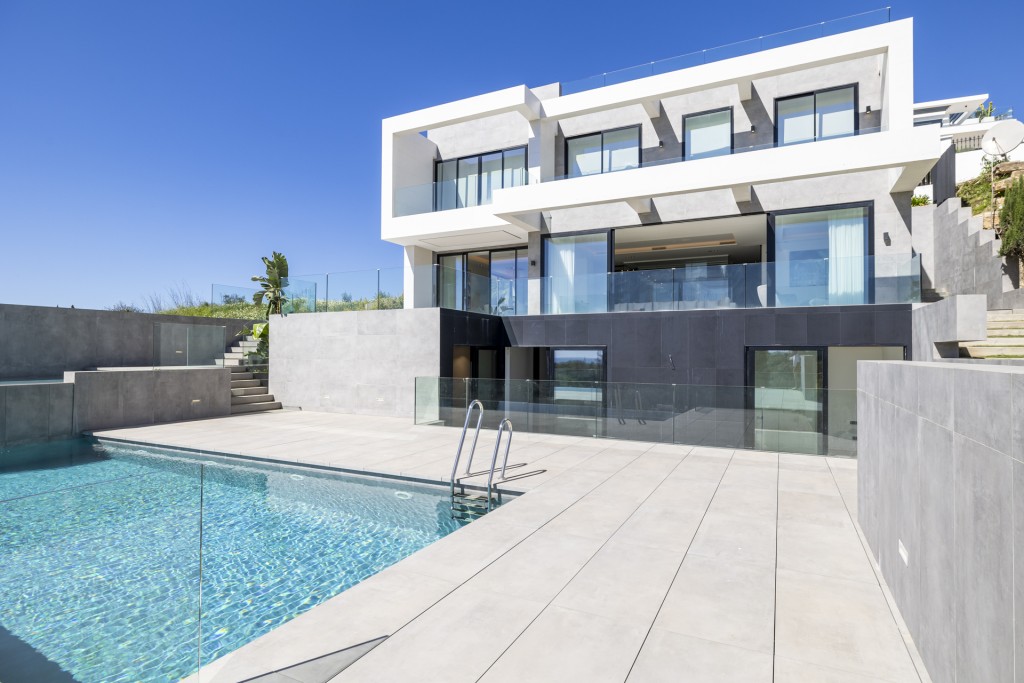 5 Bed, 5 Bath, HouseFor Sale, Benahavis, Malaga