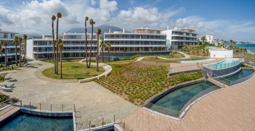 3 Bed, 2 Bath, ApartmentFor Sale, Estepona, Malaga