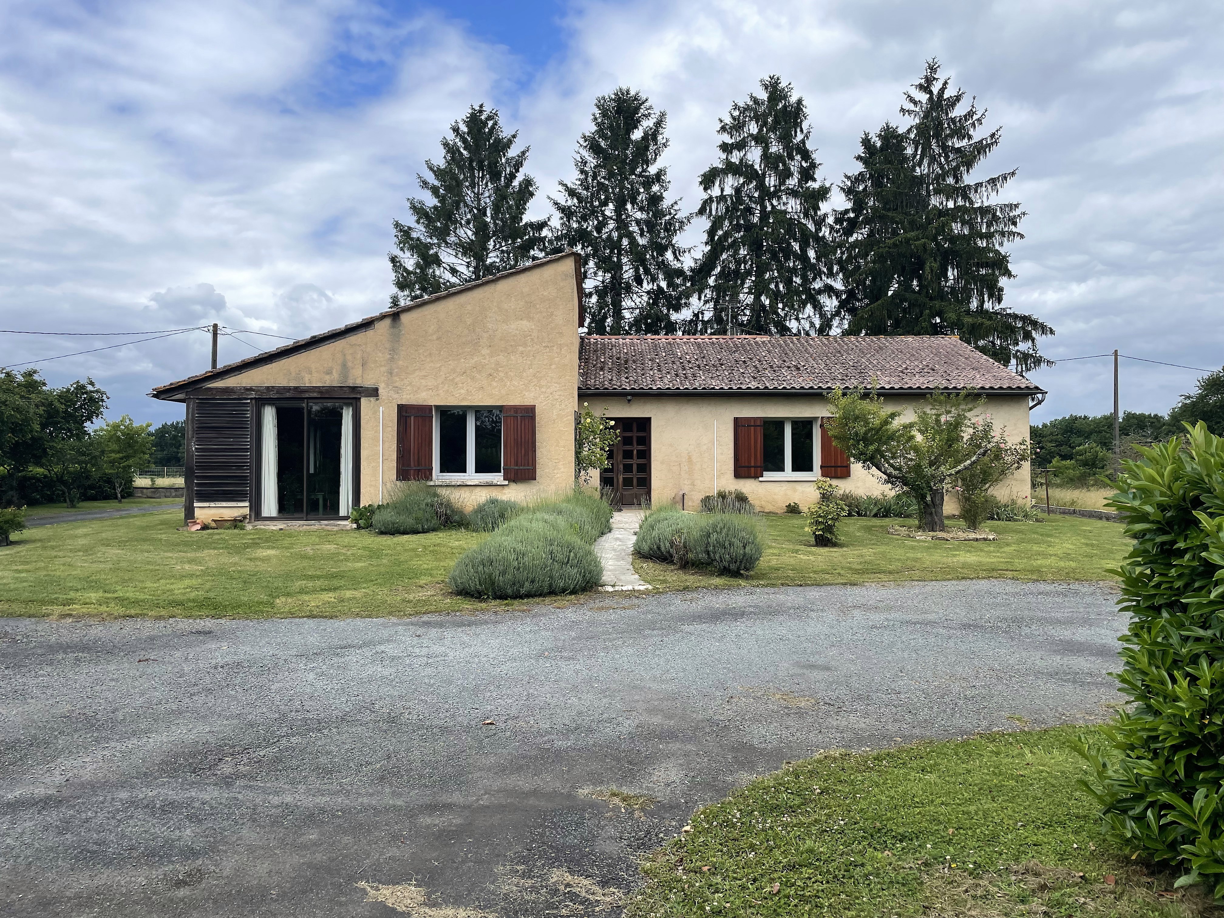 3 Bed, 1 Bath, HouseFor Sale, Monpazier, Dordogne, Aquitaine, 24540