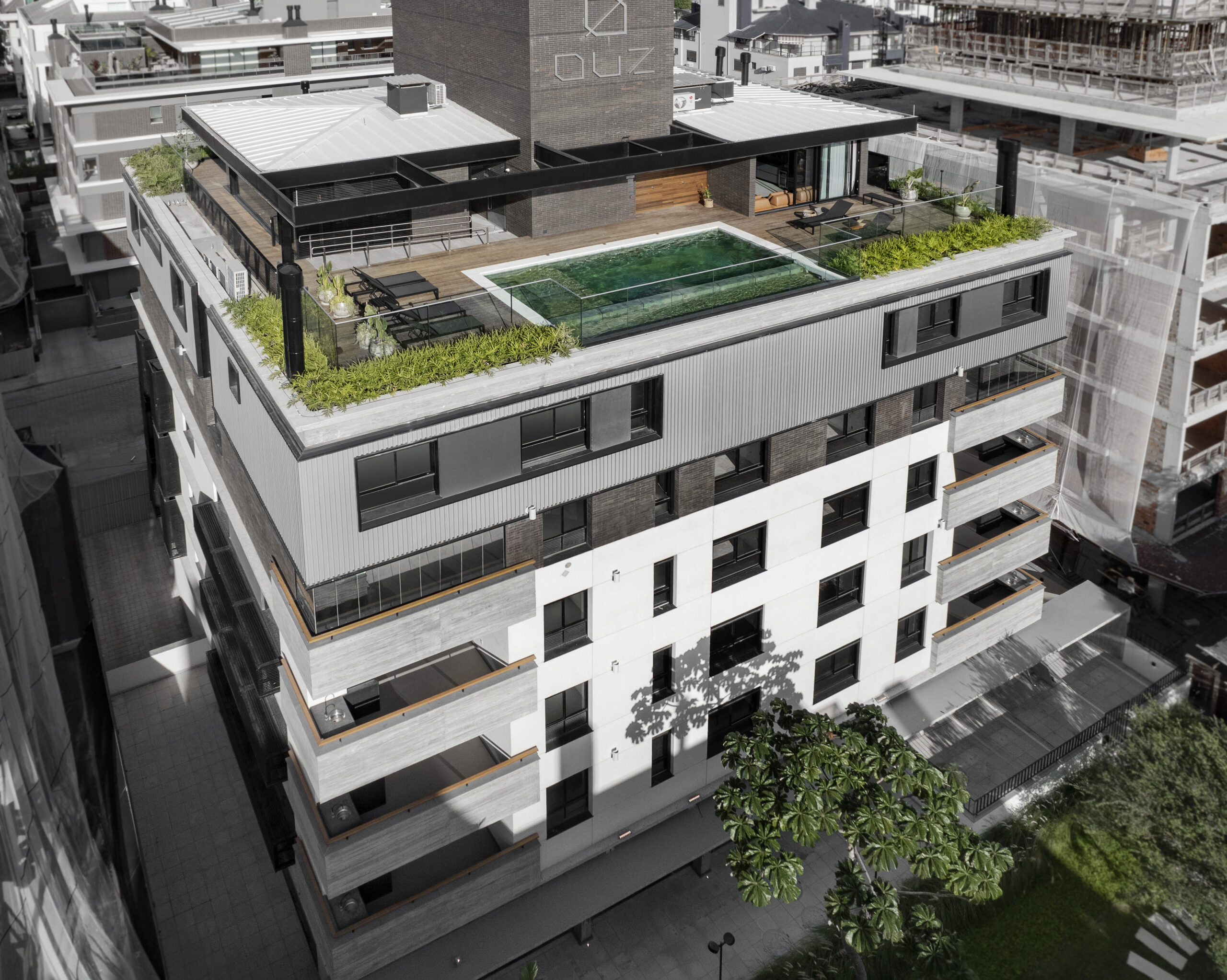 3 Bed, 3 Bath, ApartmentFor Sale, Jurerê, Santa Catarina, 88053-565