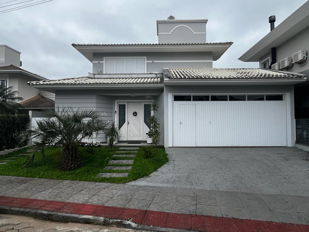 3 Bed, 4 Bath, HouseFor Sale
