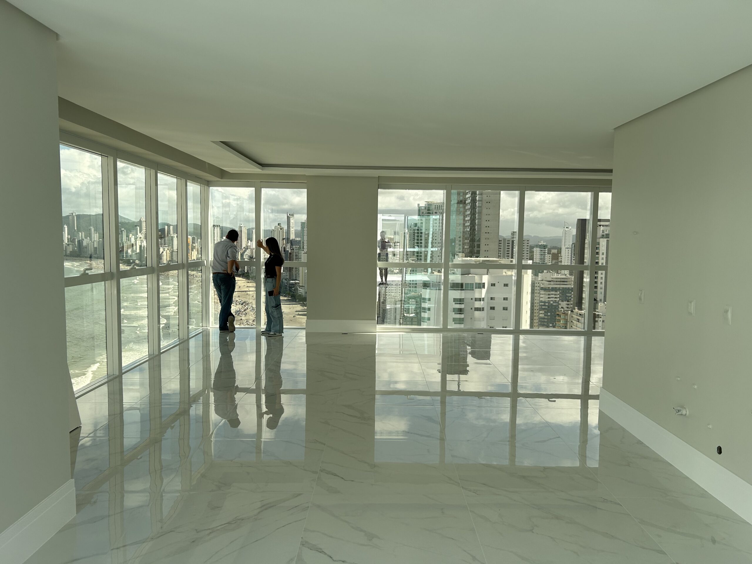4 Bed, 6 Bath, ApartmentFor Sale, Pioneiros, Santa Catarina, 88331-010