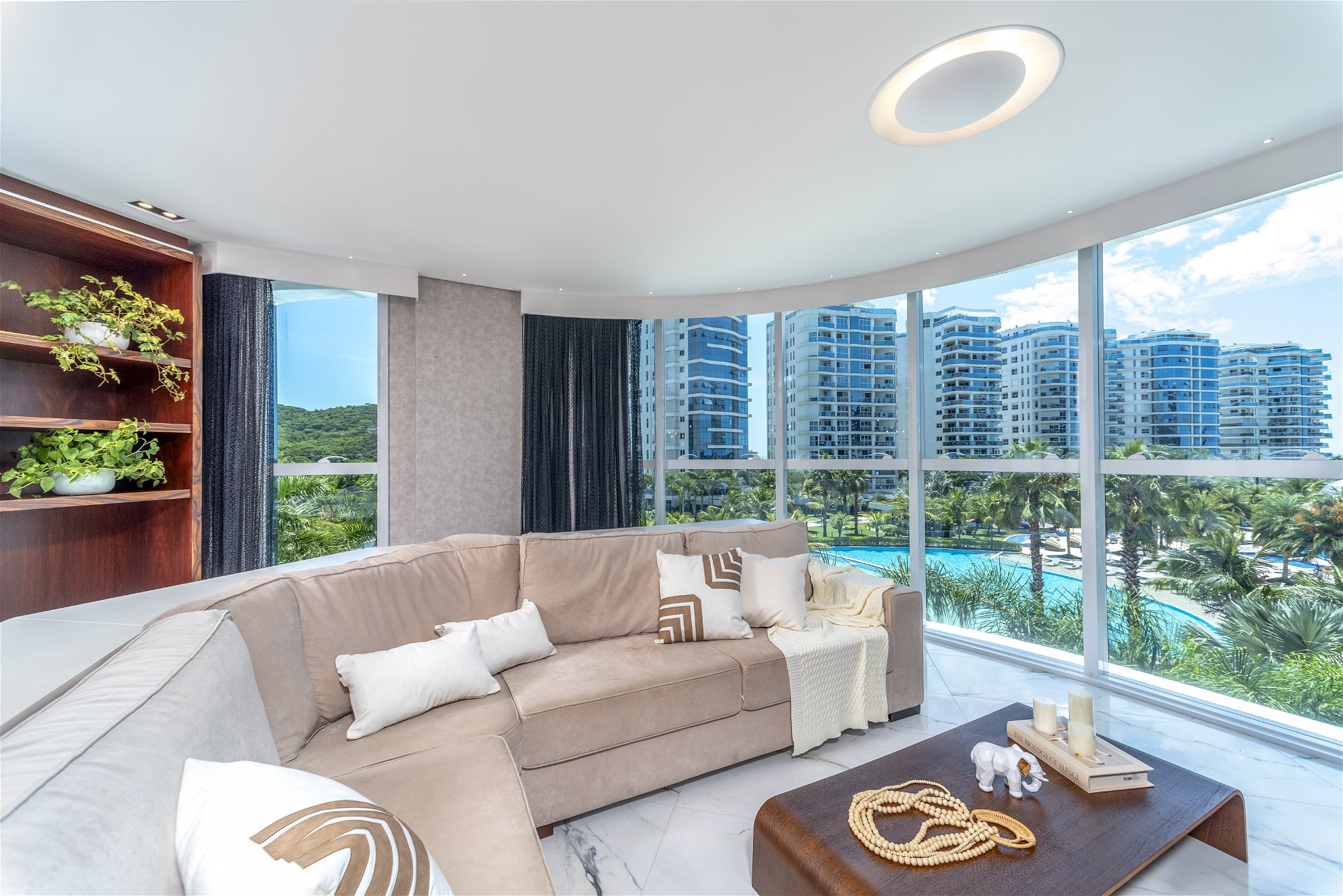 3 Bed, 4 Bath, ApartmentFor Sale, Praia Brava, Santa Catarina, 88306-806