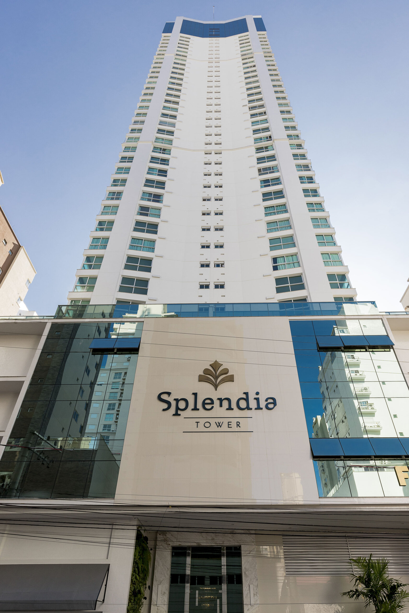 3 Bed, 4 Bath, ApartmentFor Sale, Centro, Santa Catarina, 88330-015