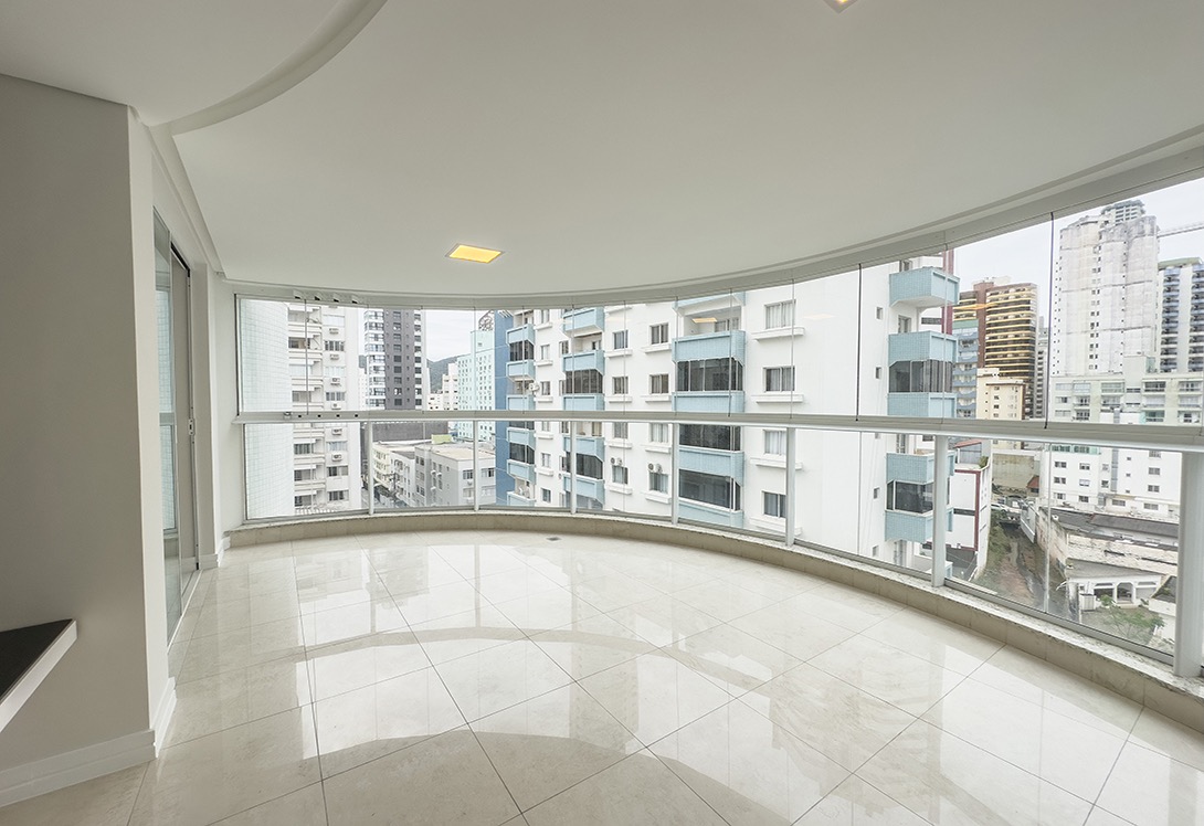 3 Bed, 2 Bath, ApartmentFor Sale, Centro, Santa Catarina, 88330-786