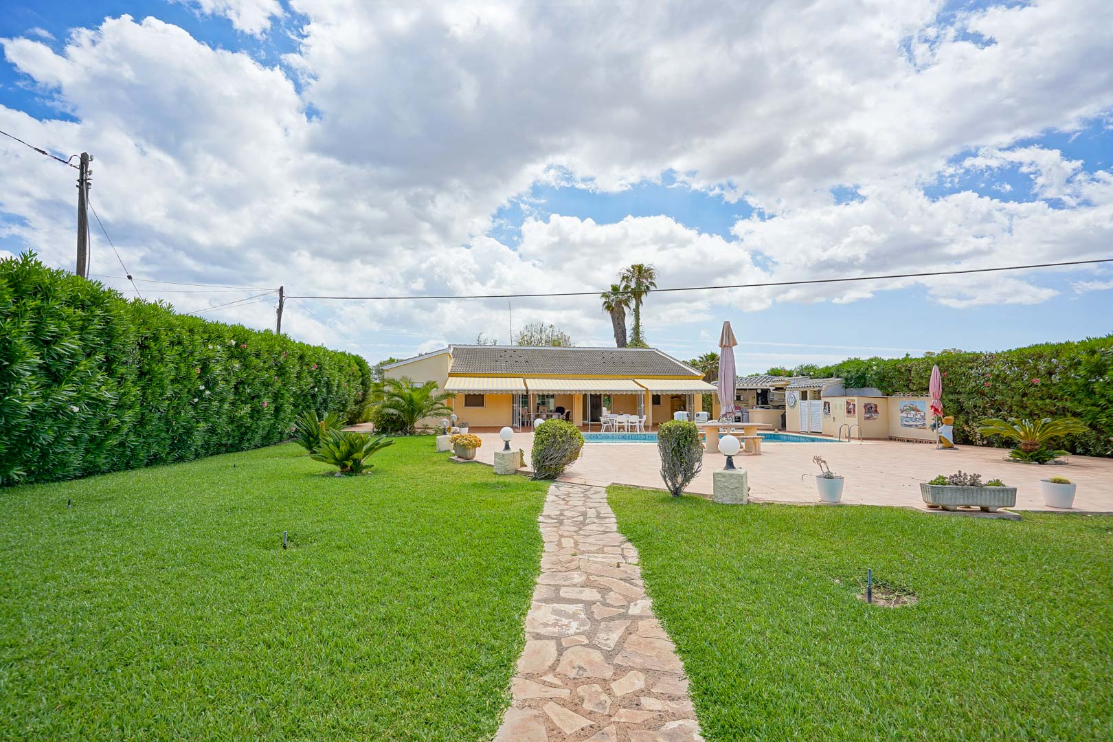 5 Bed, 2 Bath, HouseFor Sale, Els Poblets, Alicante