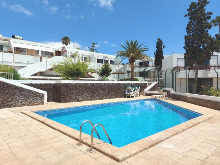 3 Bed, 2 Bath, ApartmentFor Sale, Apts El Surf, Playa de las Americas