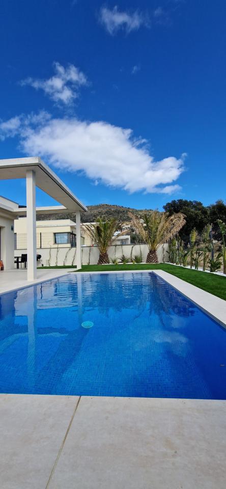 3 Bed, 2 Bath, HouseFor Sale, Palau-Saverdera, Girona, 17495