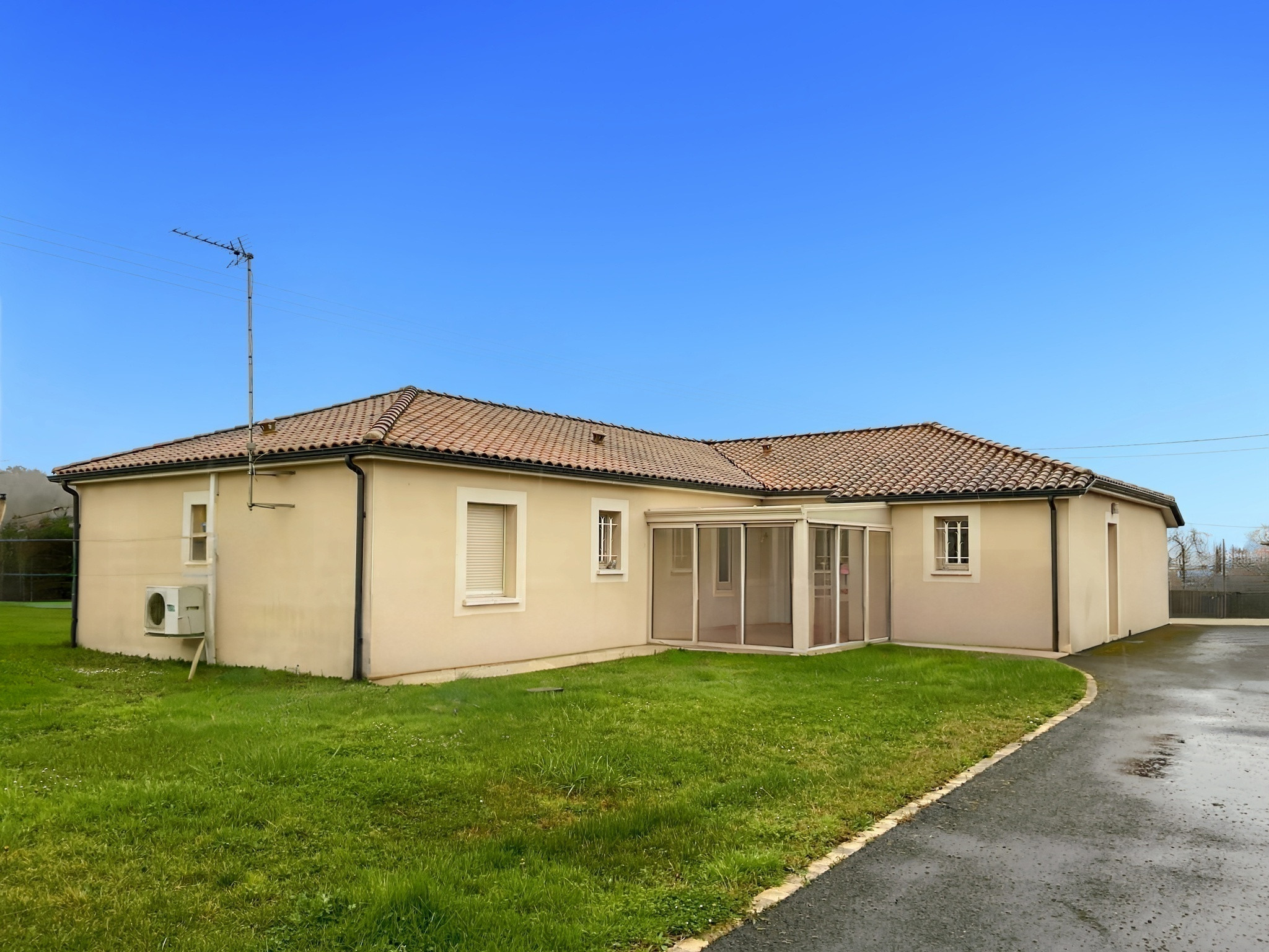 4 Bed, HouseFor Sale, Lalinde, Dordogne, Aquitaine, 24150