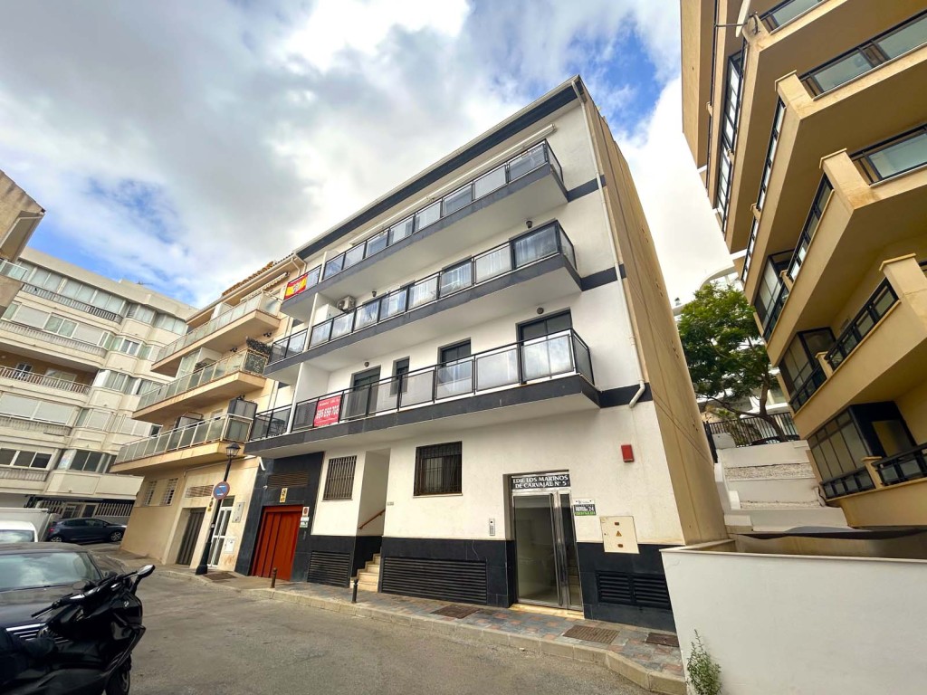 2 Bed, 2 Bath, ApartmentFor Sale, Fuengirola, Malaga