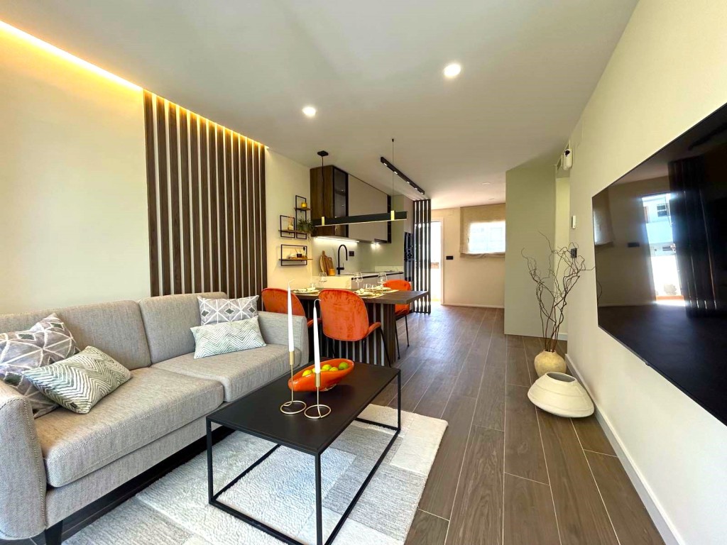 2 Bed, 2 Bath, ApartmentFor Sale, Nueva Andalucia, Malaga