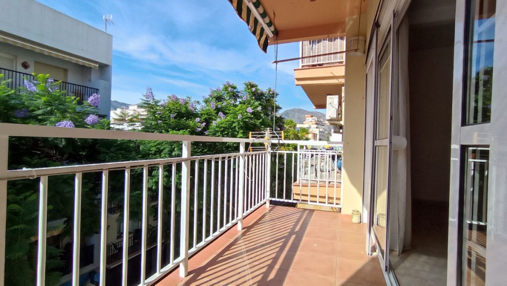 3 Bed, 1 Bath, ApartmentFor Sale, Fuengirola, Malaga