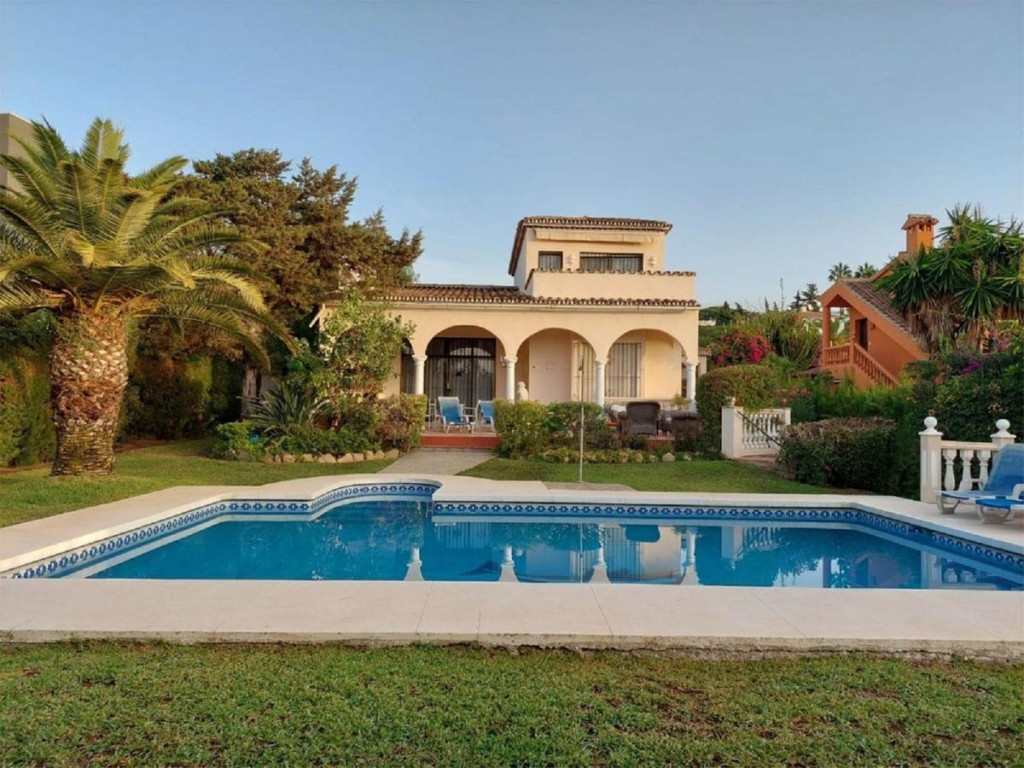3 Bed, 3 Bath, HouseFor Sale, Marbella, Malaga
