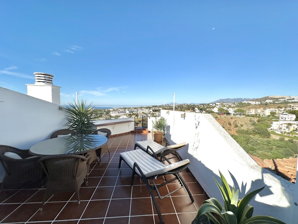 2 Bed, 1 Bath, ApartmentFor Sale, Riviera, Malaga