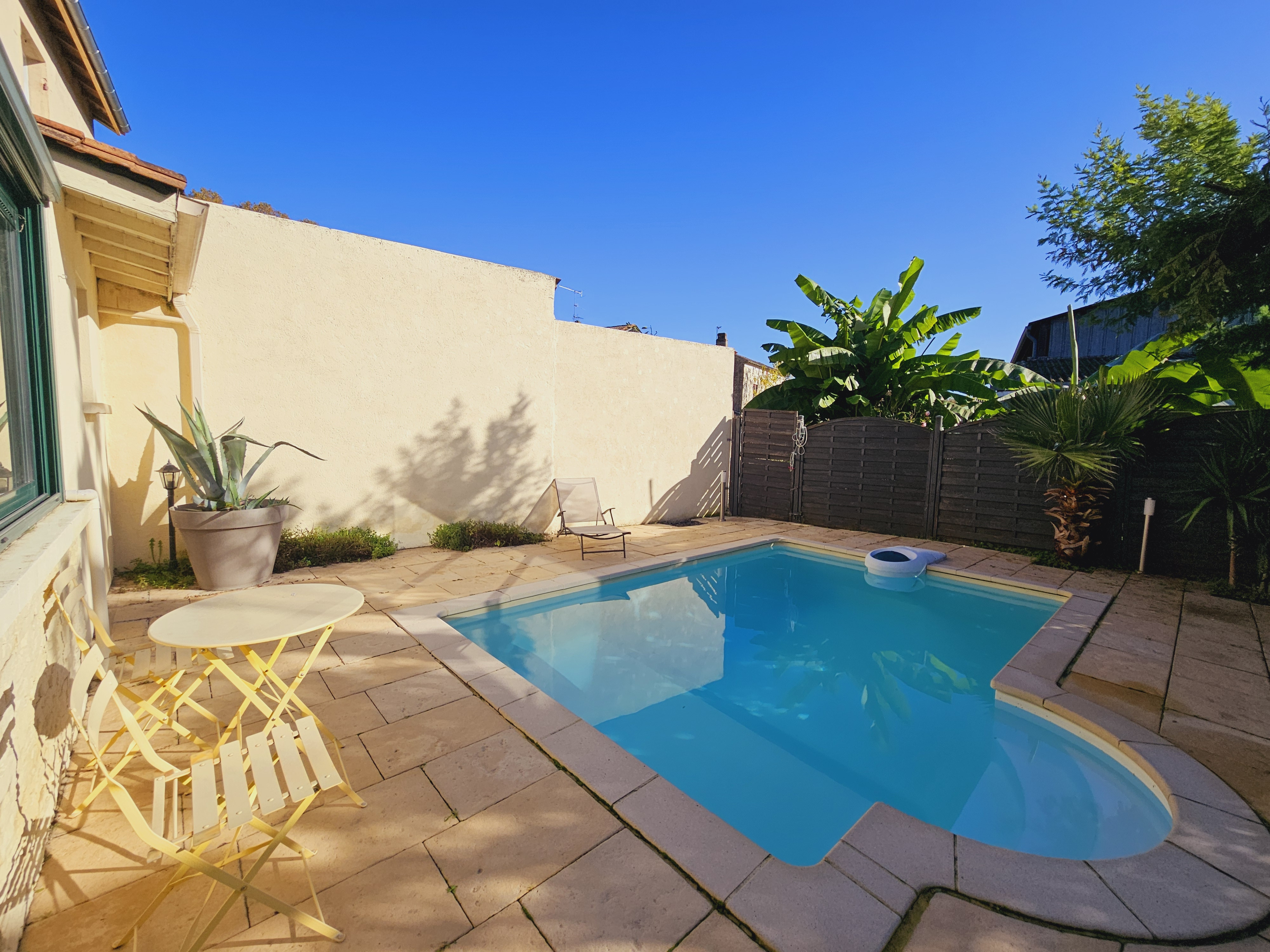 4 Bed, 1 Bath, HouseFor Sale, Lalinde, Dordogne, Aquitaine, 24150