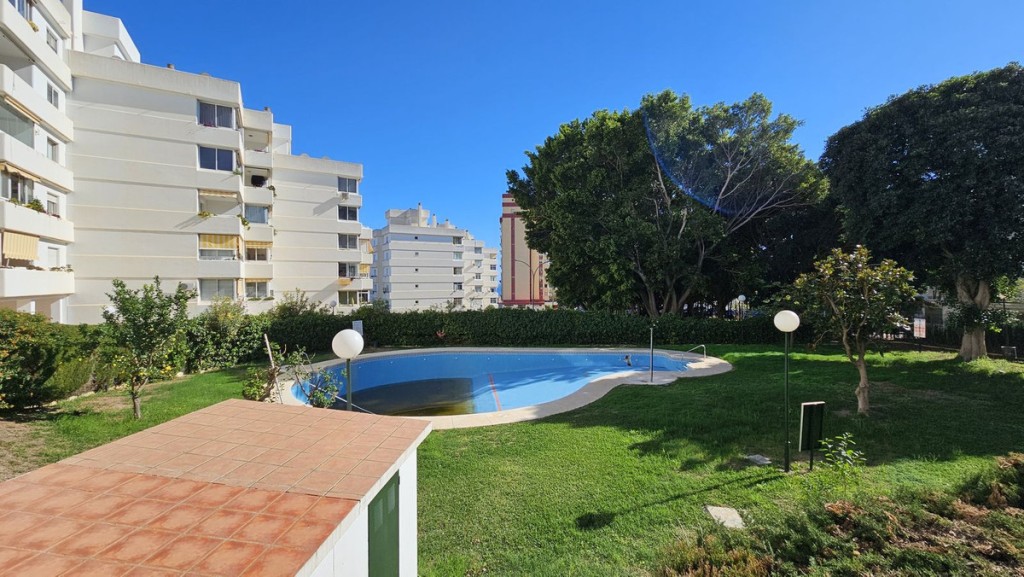 2 Bed, 1 Bath, ApartmentFor Sale, Benalmadena, Malaga